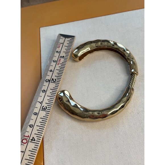 Gold-Tone Hammered Cuff Bracelet With Rope-Style Detail 7.5-Inch Circumference - Picture 6 of 8